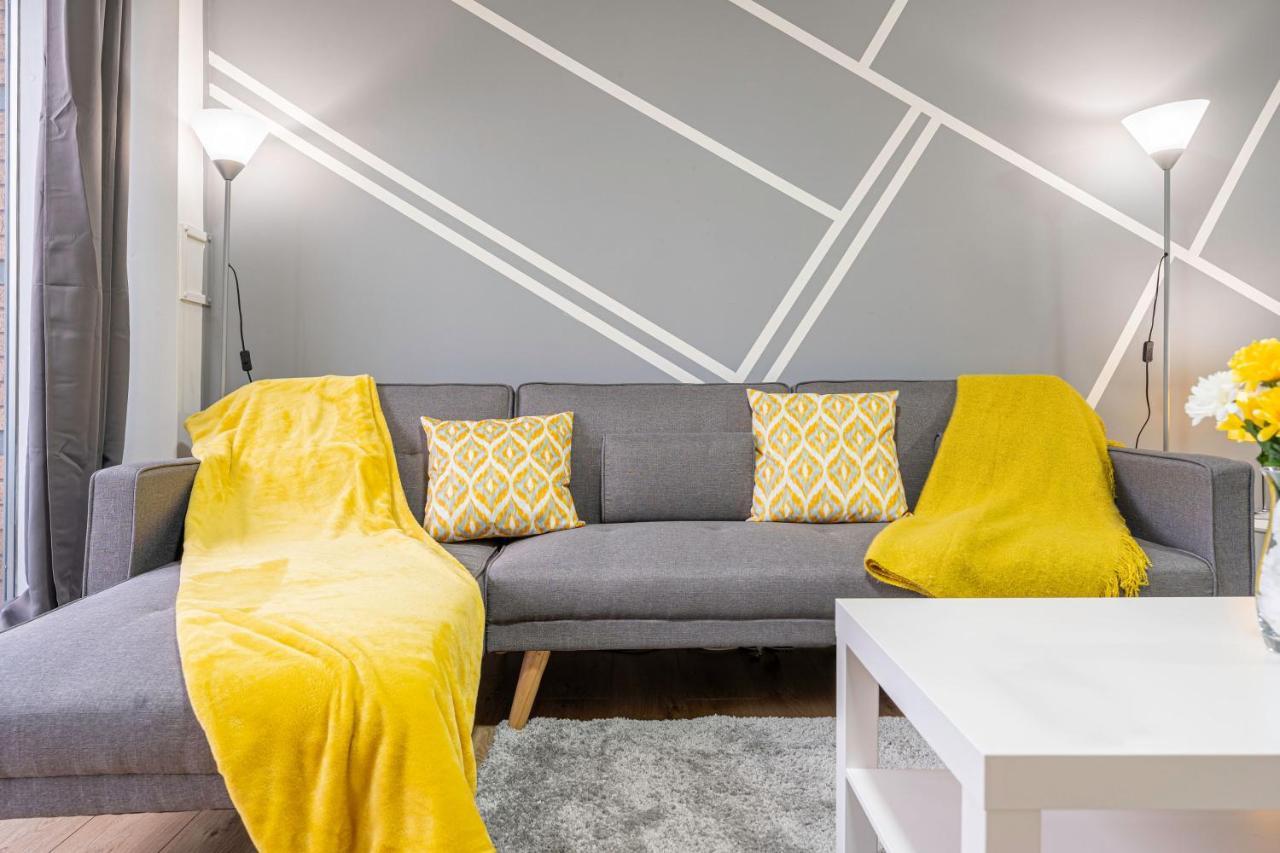 Riley House Spacious City Apartment Ковентри Экстерьер фото