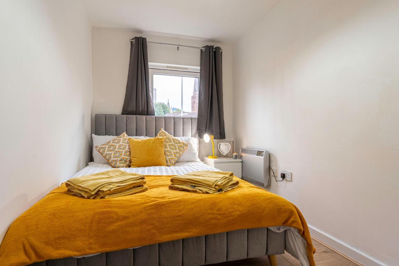 Riley House Spacious City Apartment Ковентри Экстерьер фото